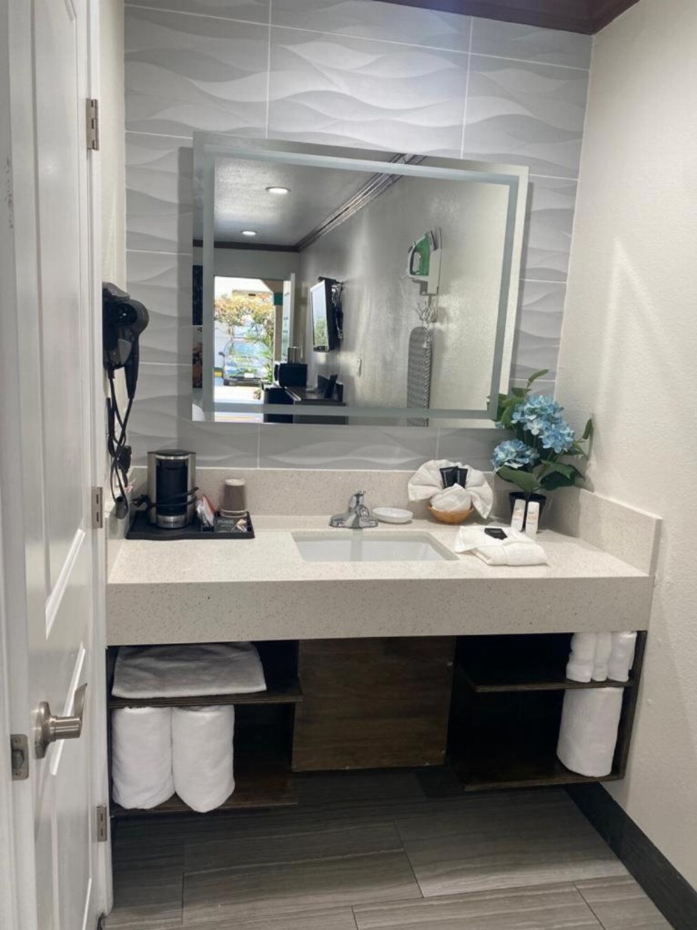 Starlight Inn Huntington Beach Main image